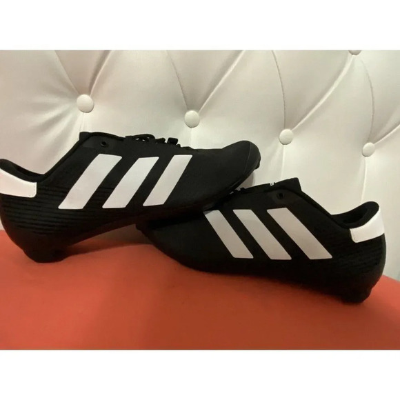 adidas The Road Men\'s Cycling Shoes Core Black/Cloud White - brand new